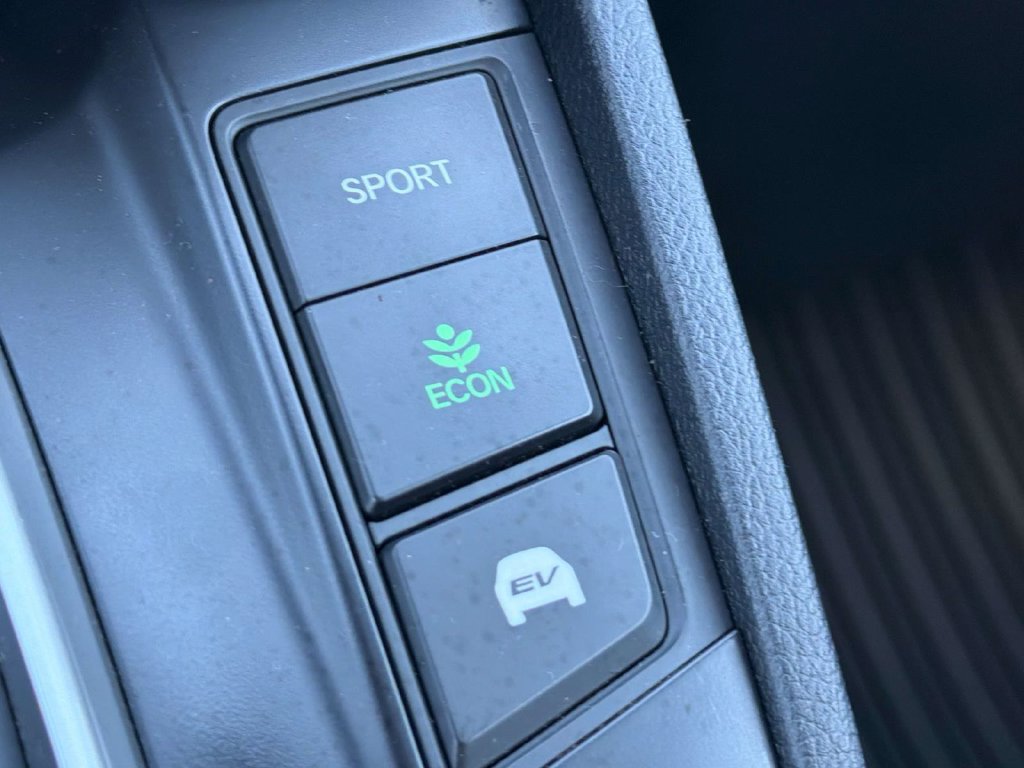 Used 2022 Honda CR-V Touring image 19