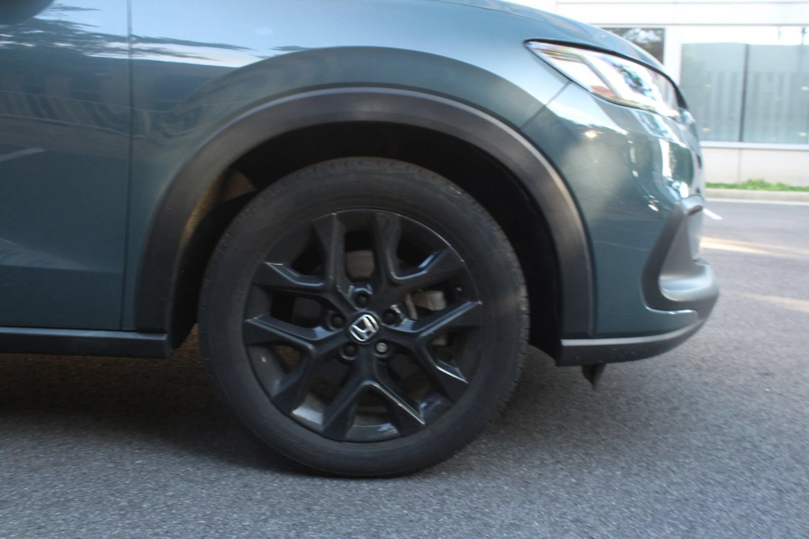 Used 2023 Honda HR-V Sport image 4