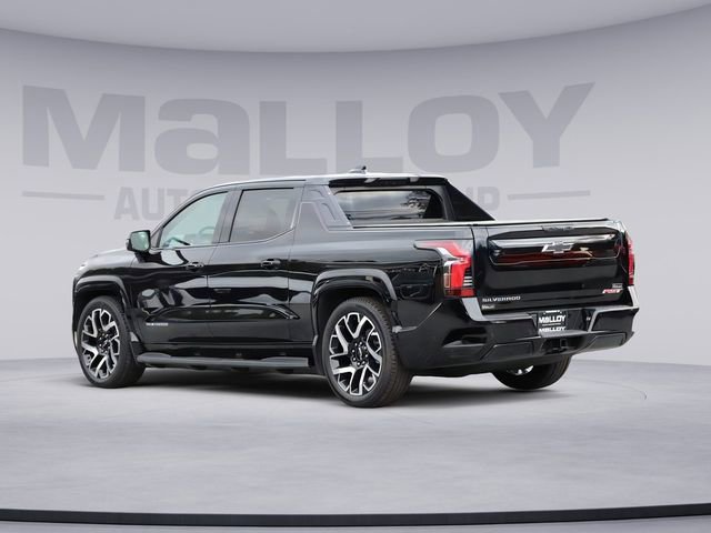Used 2024 Chevrolet Silverado EV RST AWD/4WD image 3