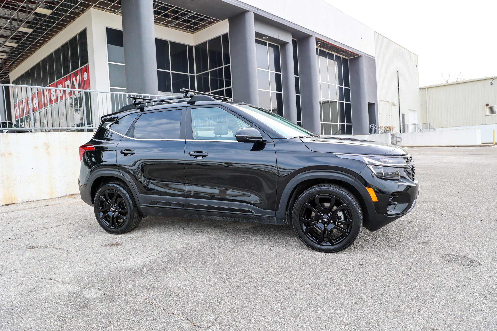 Used 2024 Kia Seltos X-Line image 6