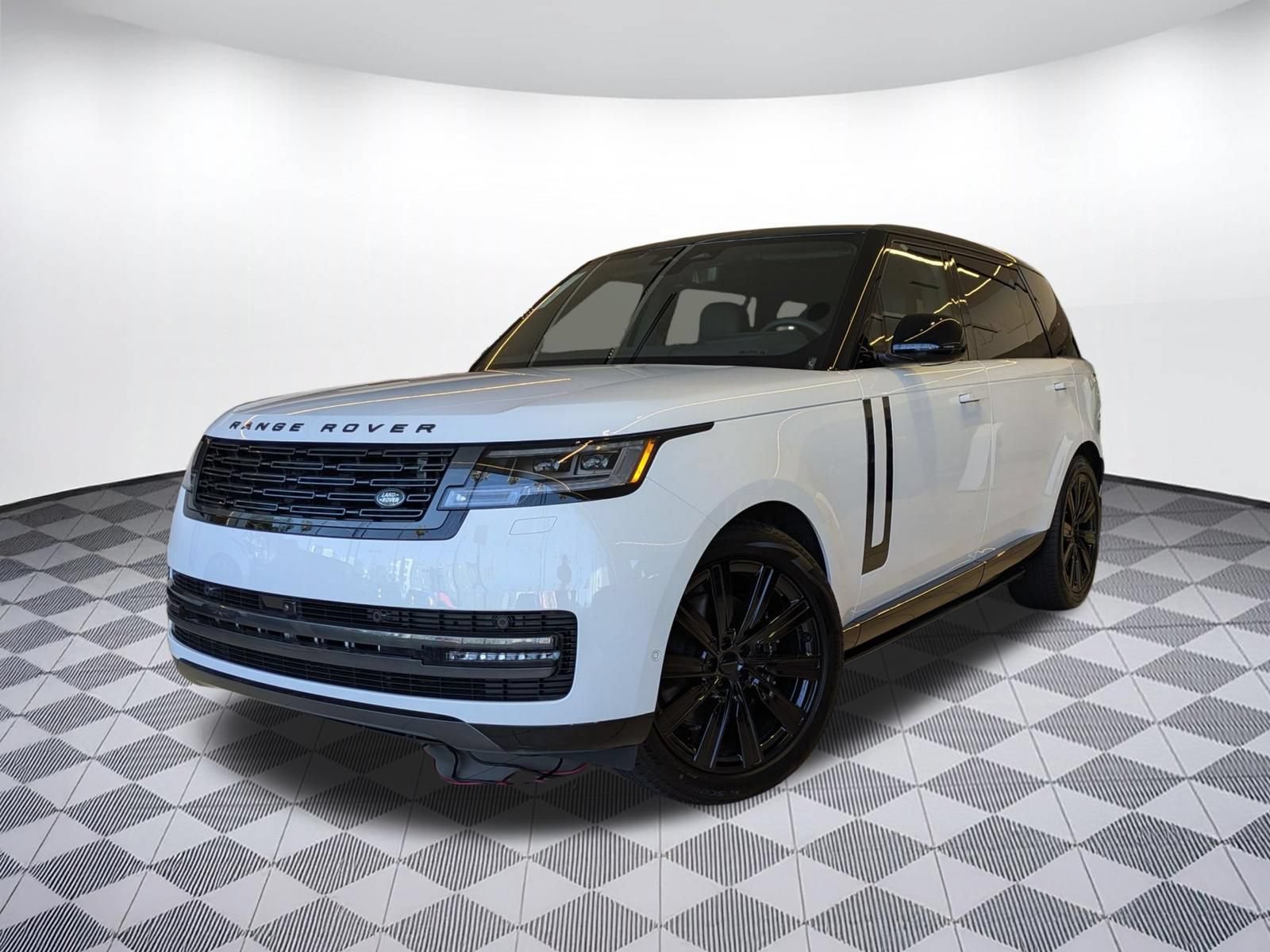 New 2026 Land Rover Range Rover Long Wheelbase SE