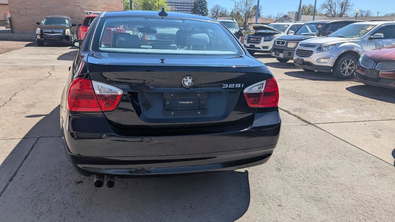 Used 2007 BMW 328i Sedan RWD image 6