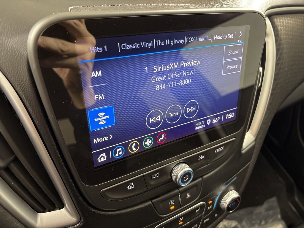 Used 2023 Chevrolet Malibu LT FWD image 32
