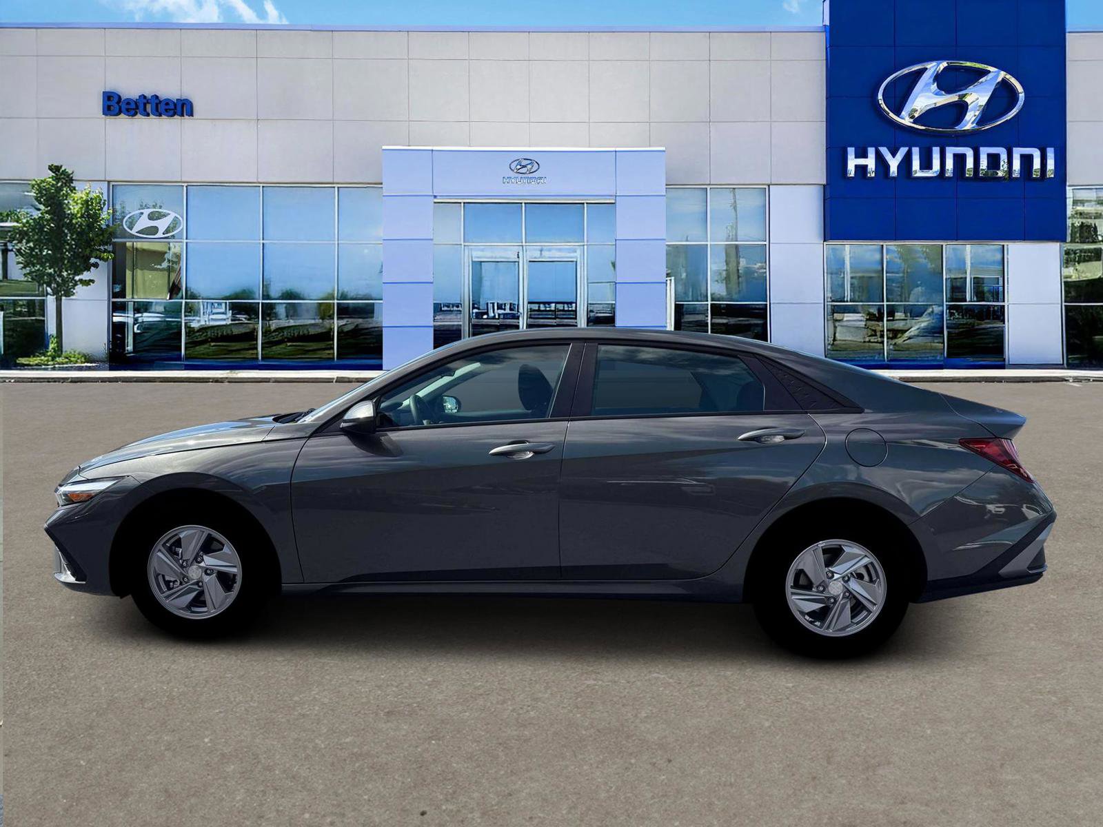 New 2026 Hyundai Elantra SE FWD image 3