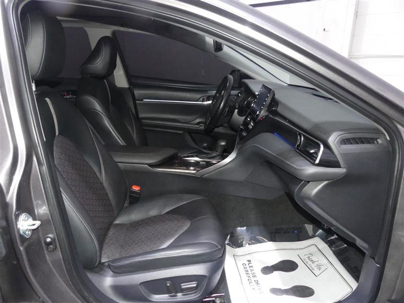 Used 2023 Toyota Camry XSE image 22