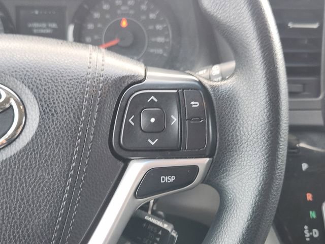 Used 2017 Toyota Sienna LE image 21