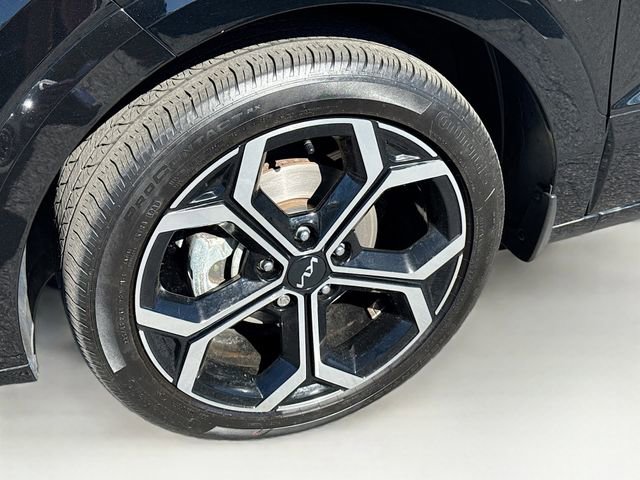 Certified 2023 Kia Niro EX Touring image 36