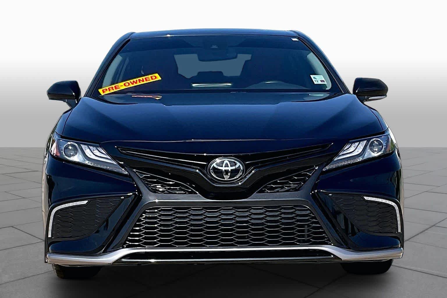 Used 2024 Toyota Camry XSE FWD image 4