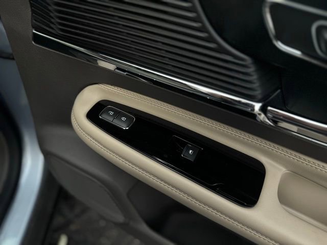 Certified 2022 Lincoln Corsair FWD image 16