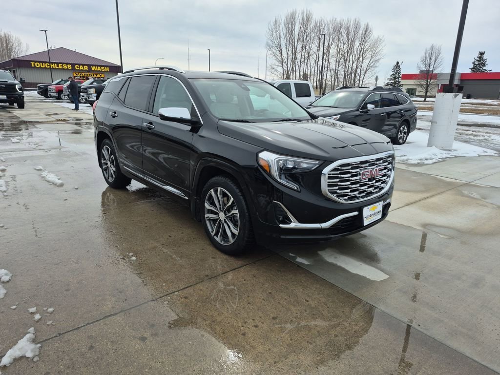 Used 2020 GMC Terrain Denali w/ Denali Premium Package image 7