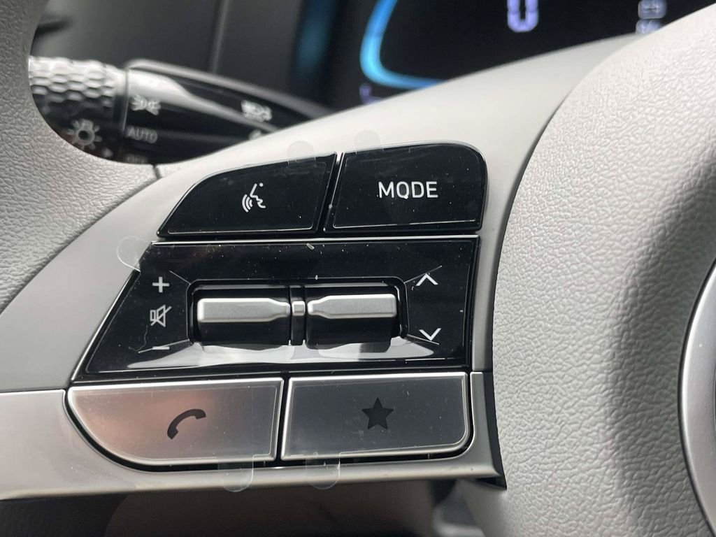 New 2026 Hyundai Elantra SE FWD image 15
