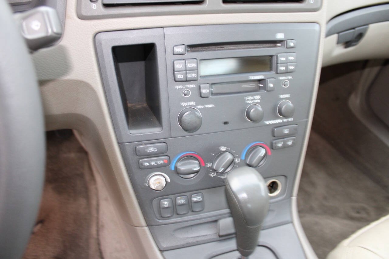 Used 2002 Volvo S60 2.4 FWD image 15
