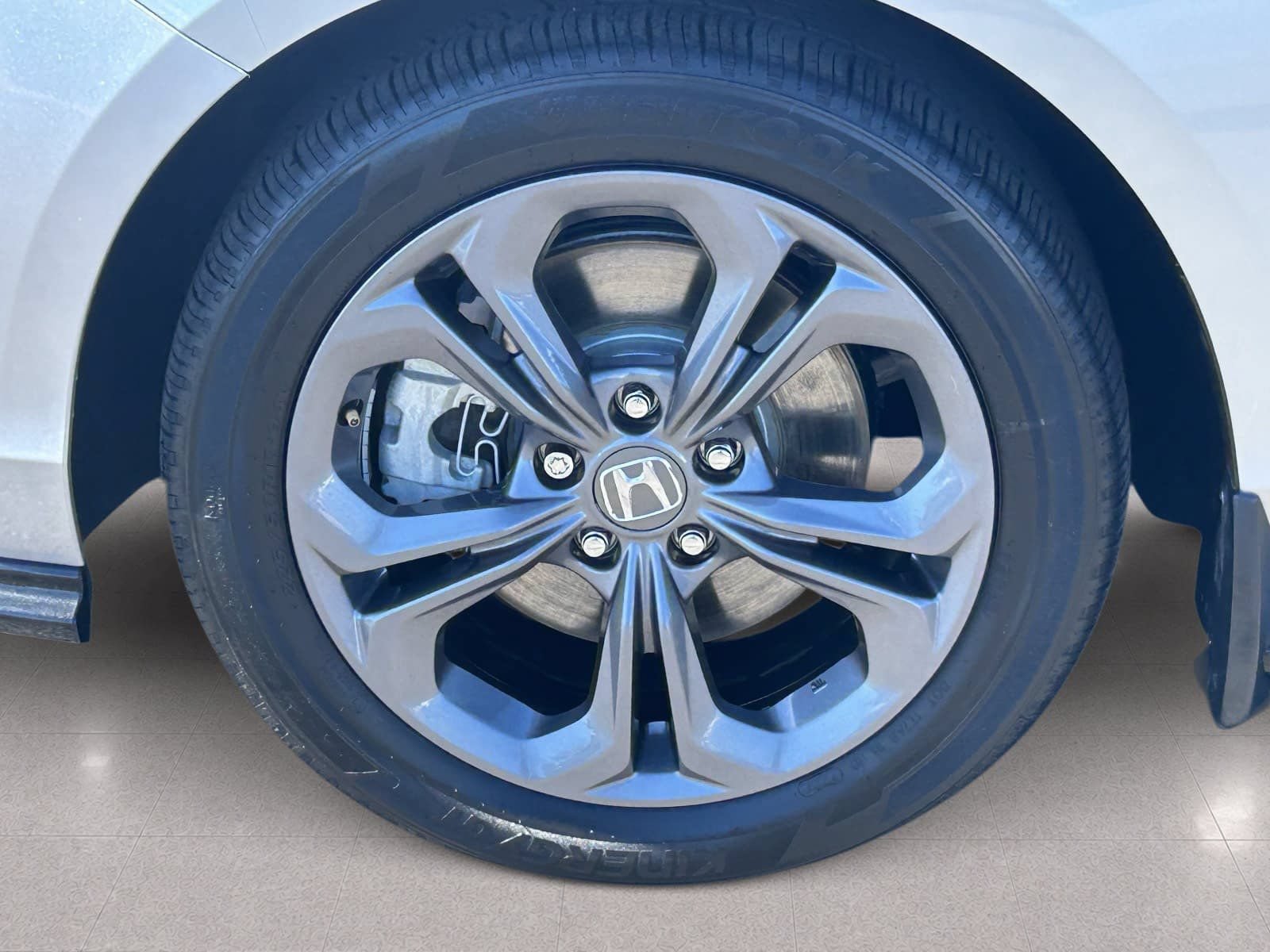 Used 2024 Honda Accord EX-L image 11
