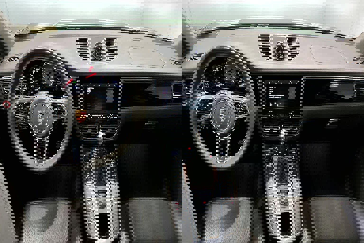 Used 2019 Porsche Macan S image 18