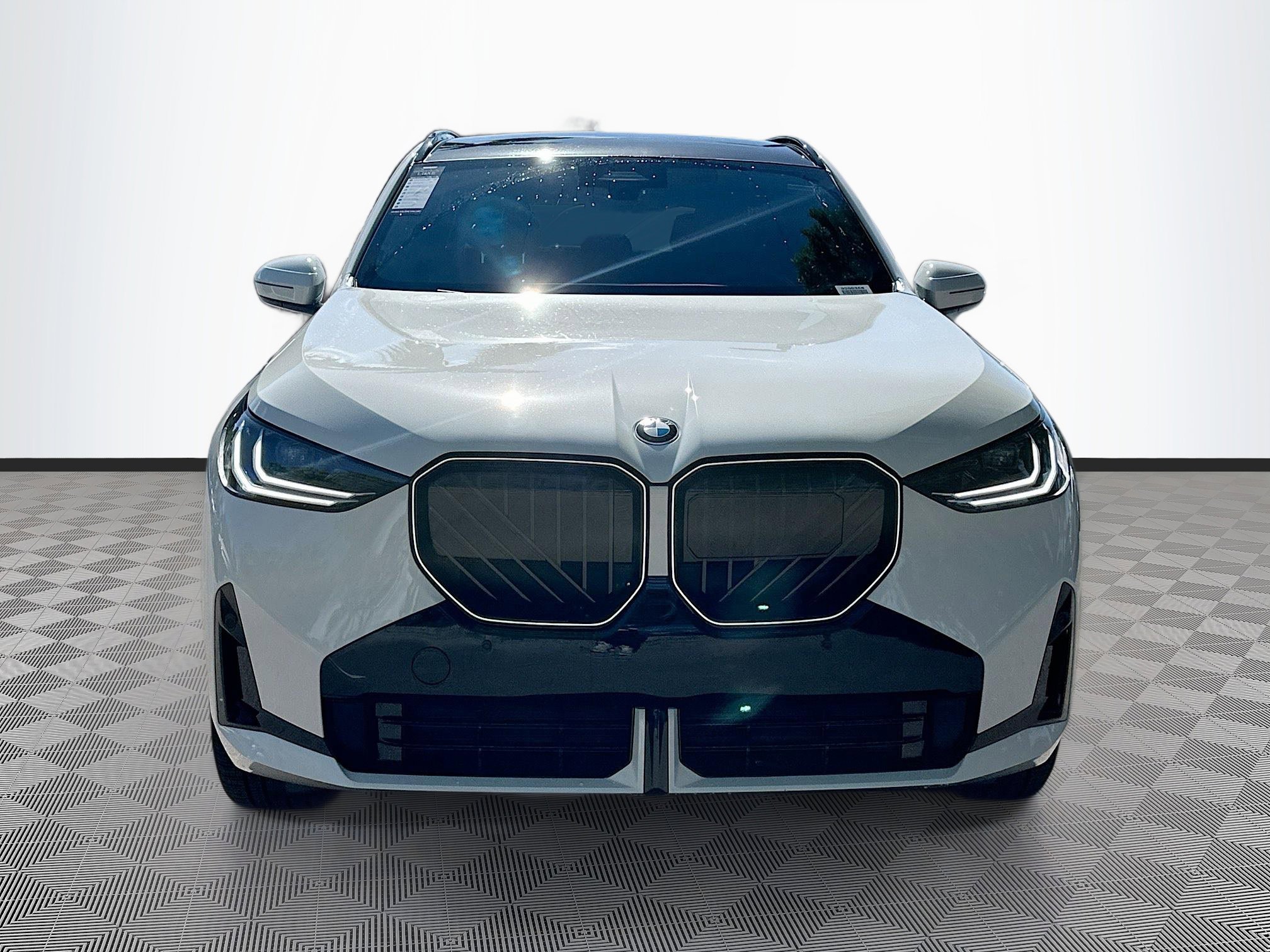 New 2026 BMW X3 xDrive30 w/ M Sport Package image 2