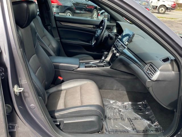 Used 2018 Honda Accord Sport image 18