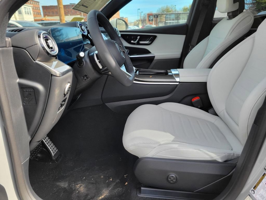 New 2026 Mercedes-Benz GLC 300 4MATIC image 19