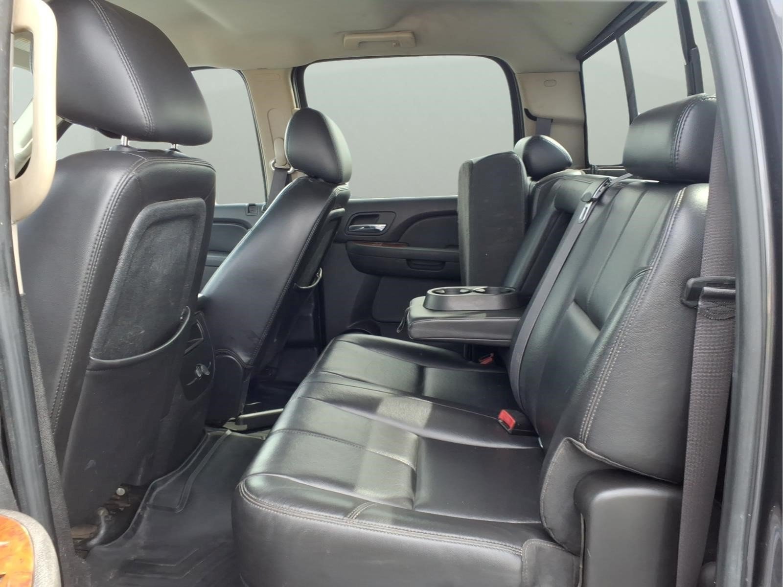 Used 2011 Chevrolet Silverado 2500 LTZ w/ Snow Plow Prep Package AWD/4WD image 27