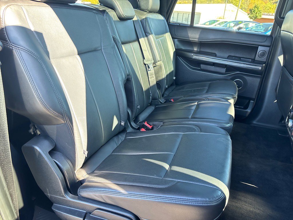 Used 2018 Ford Expedition Max XLT w/ Equipment Group 201A image 22