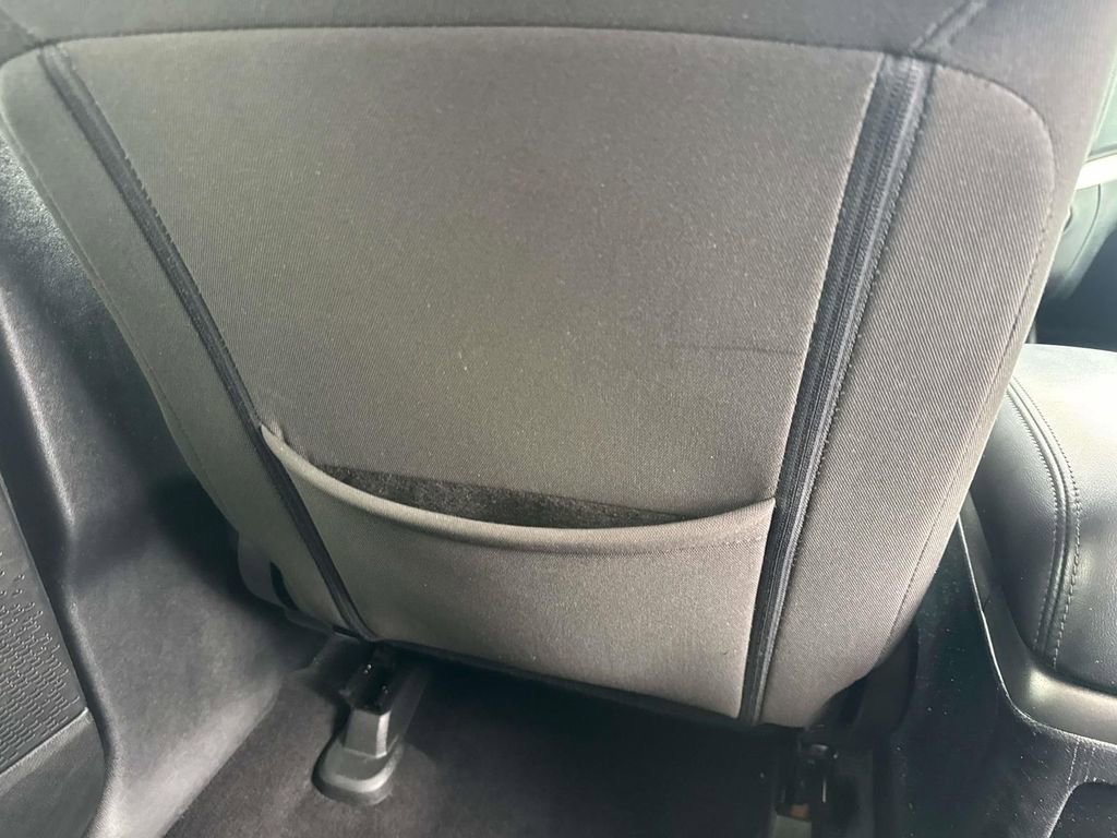 Used 2017 Dodge Journey SE w/ Flexible Seating Group FWD image 16