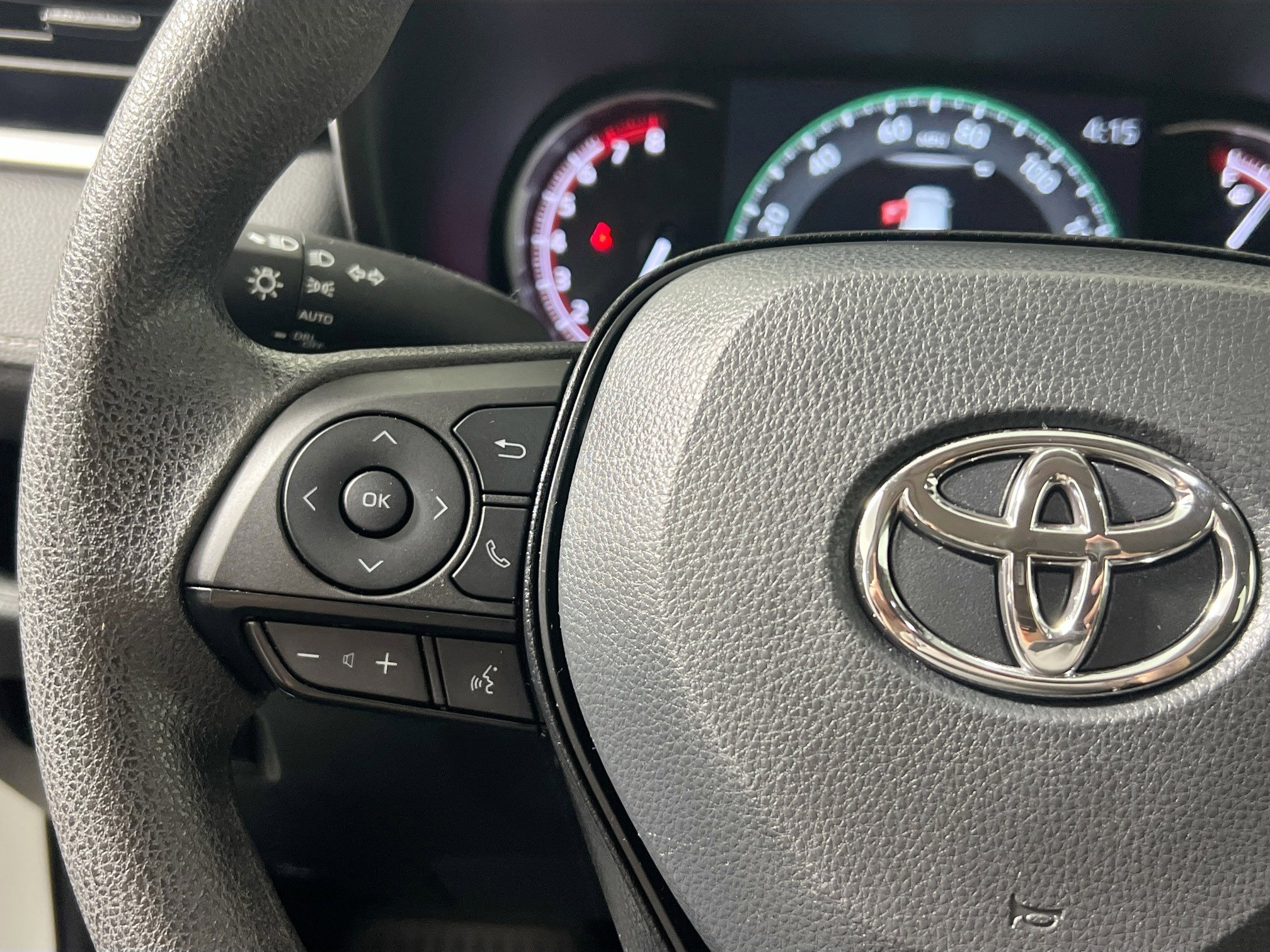 Used 2024 Toyota RAV4 XLE image 18