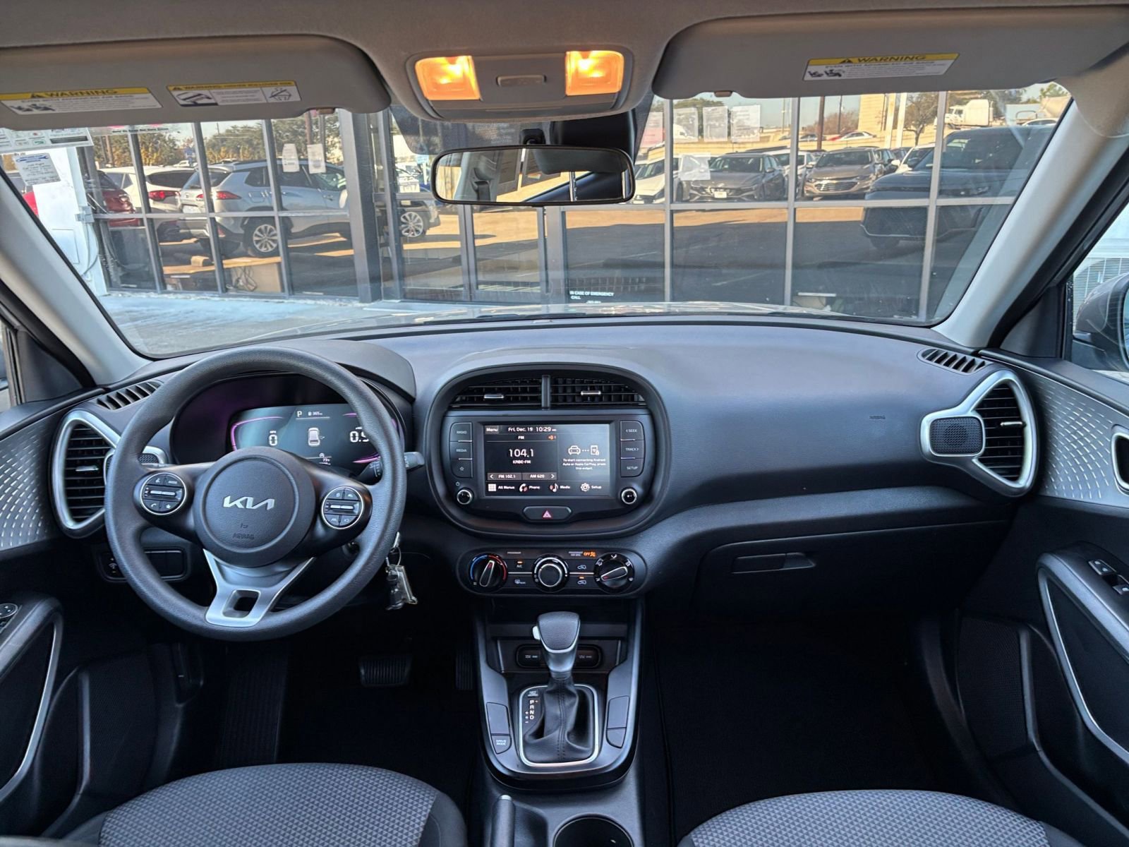 Used 2025 Kia Soul LX w/ LX Technology Package image 31