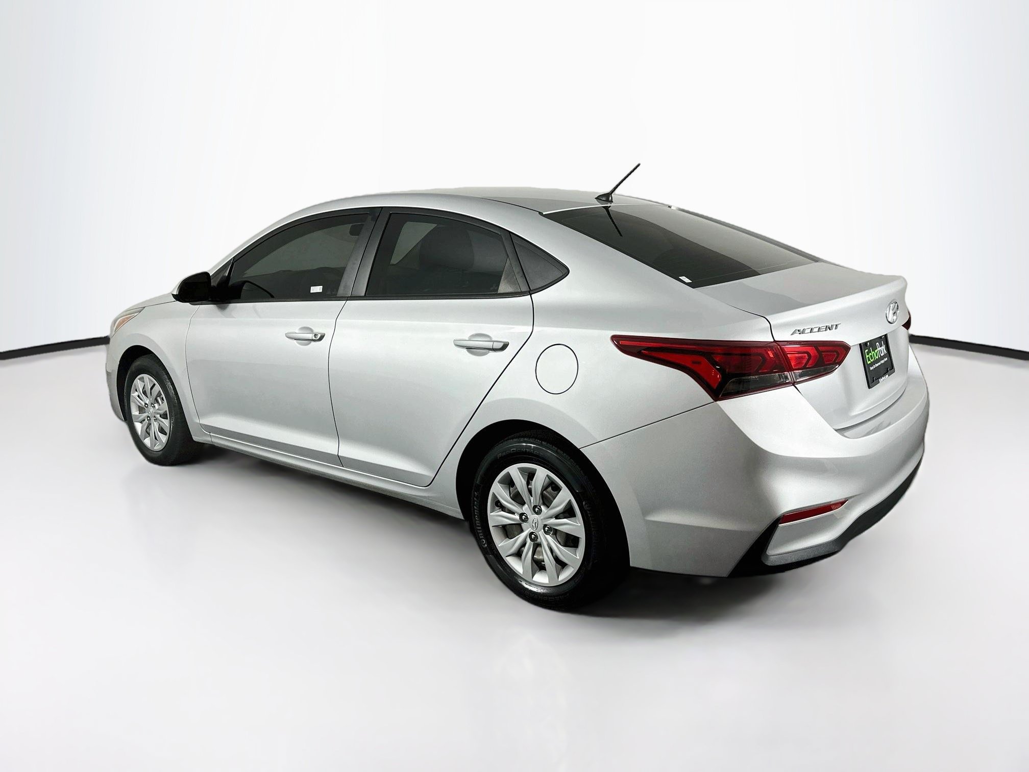 Used 2022 Hyundai Accent SE FWD image 5