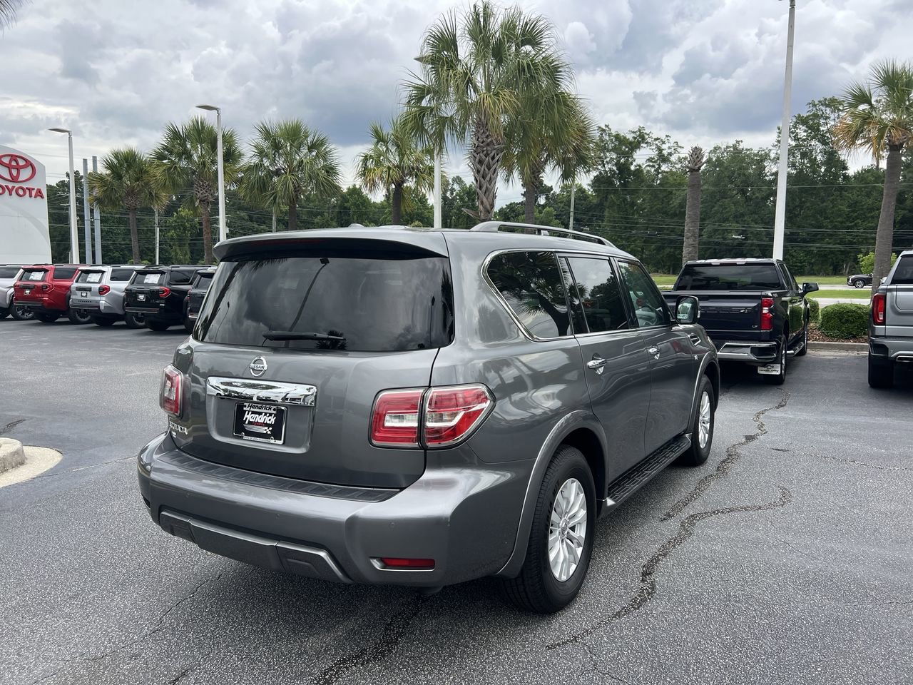 Used 2019 Nissan Armada SV w/ Driver Package RWD image 10
