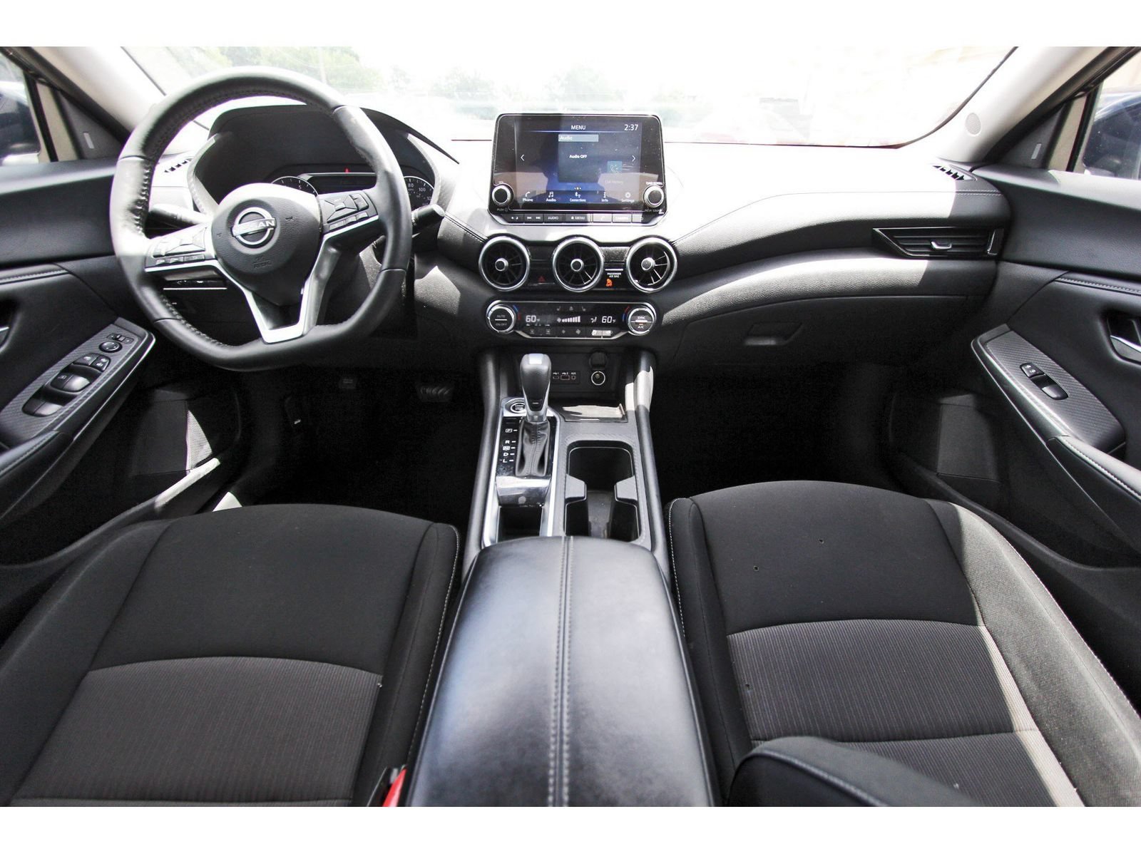 Used 2025 Nissan Sentra SV w/ All-Weather Package FWD image 10