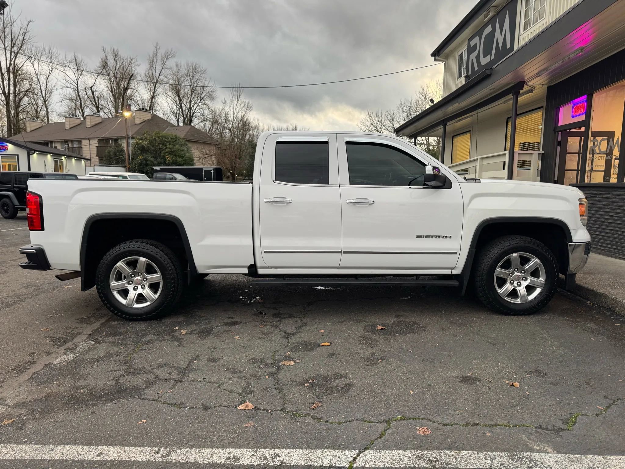 Used 2014 GMC Sierra 1500 SLT image 8