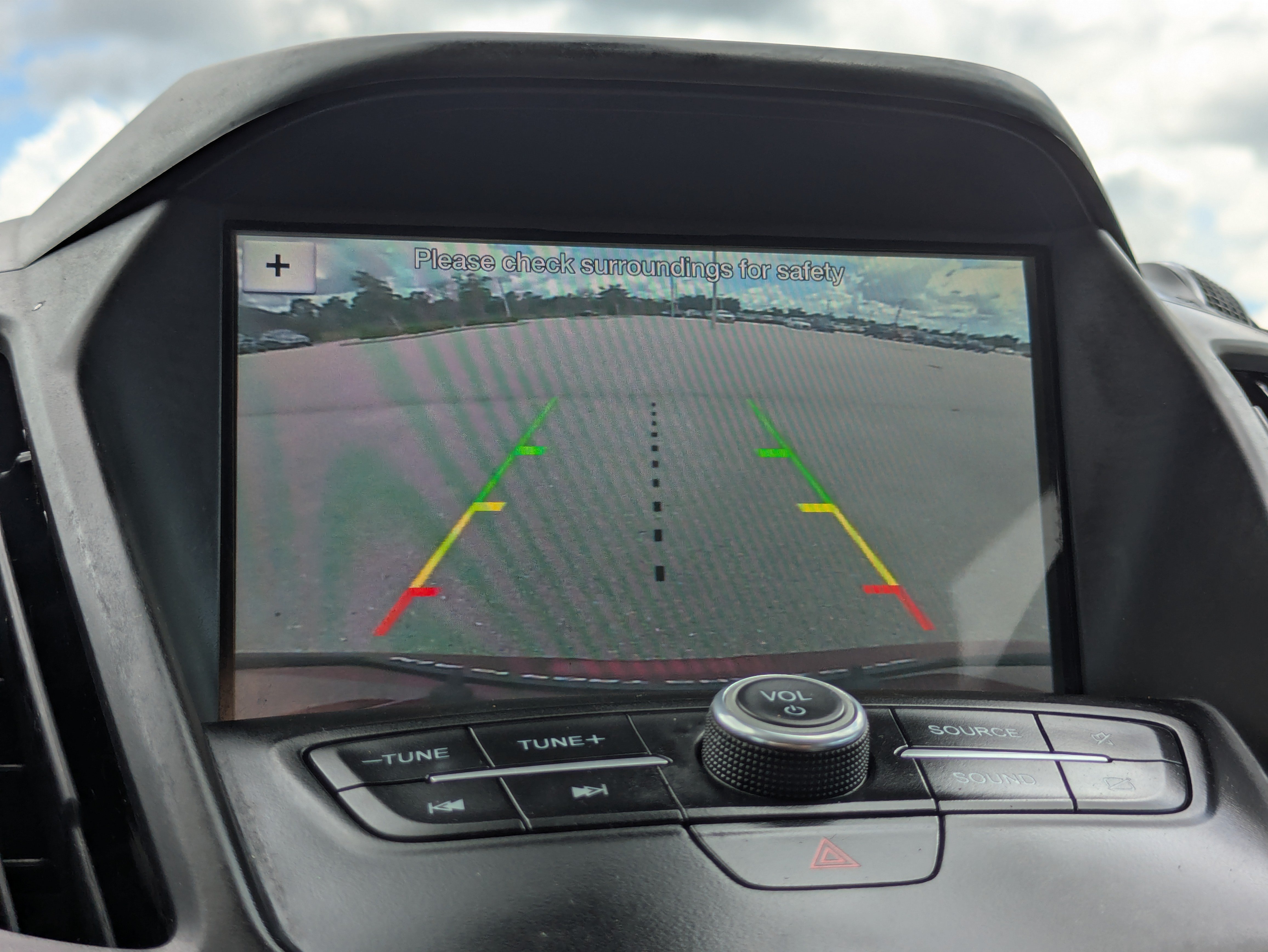 Used 2019 Ford Escape SE FWD image 21
