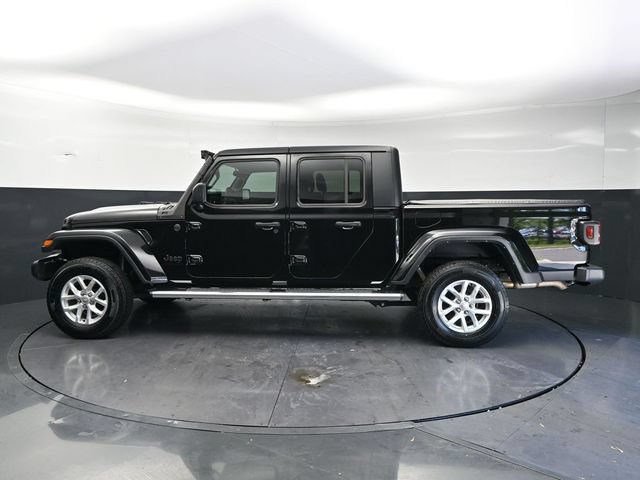 Used 2023 Jeep Gladiator Sport AWD/4WD image 4