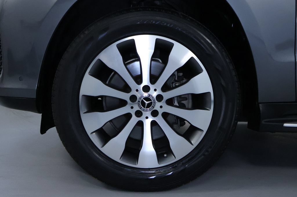 Used 2019 Mercedes-Benz GLS 450 4MATIC image 36