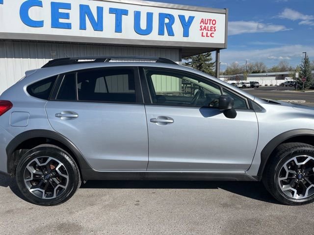 Used 2017 Subaru Crosstrek 2.0i AWD/4WD image 15