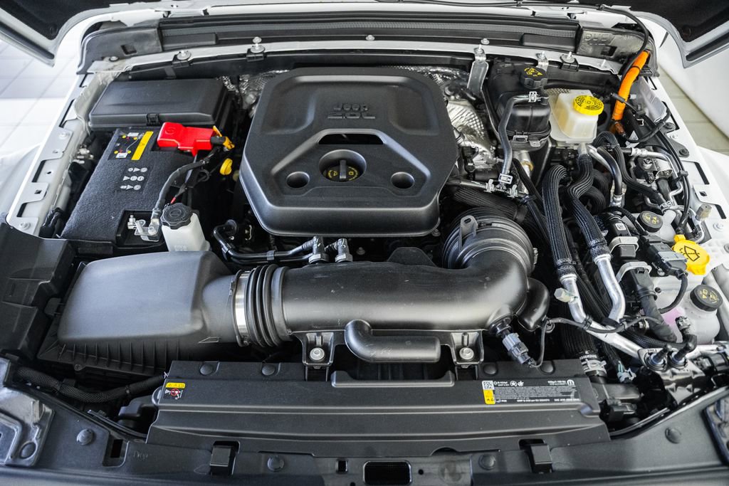 New 2025 Jeep Wrangler Unlimited Rubicon 4xe image 18