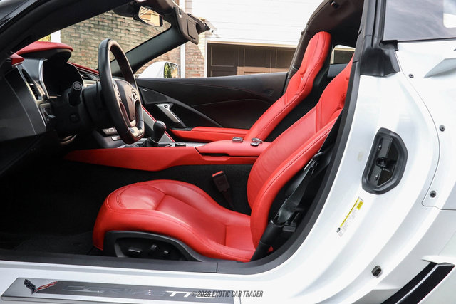 Used 2016 Chevrolet Corvette Z06 w/ 2LZ Preferred Equipment Group RWD image 48