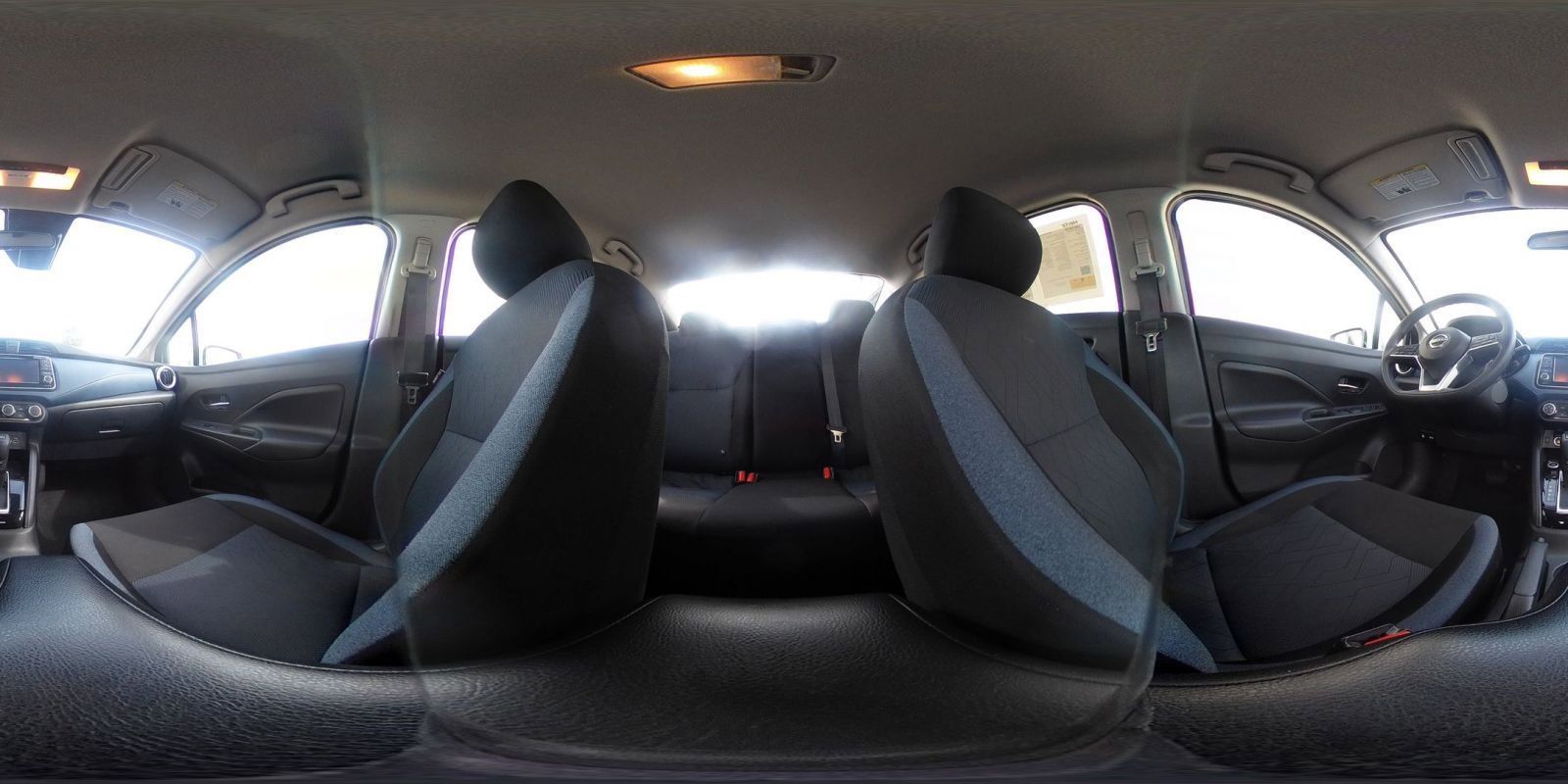 Used 2025 Nissan Versa SV image 43