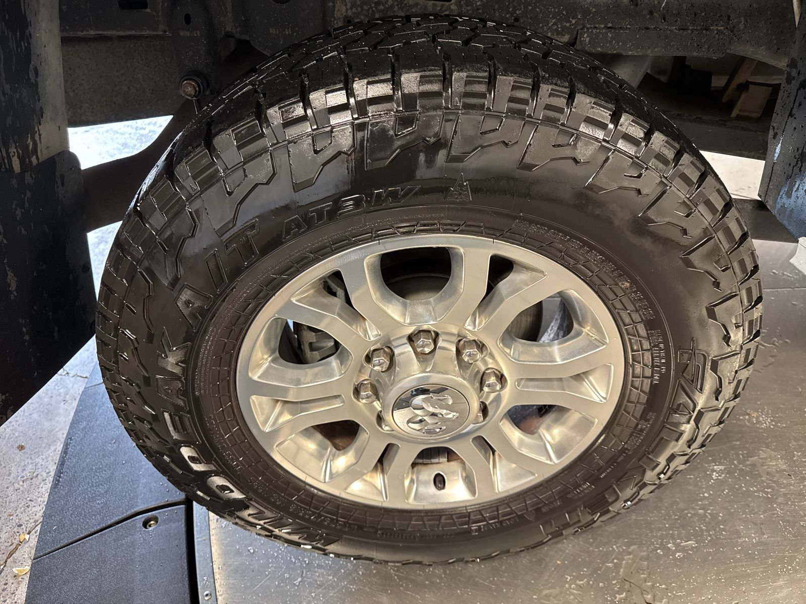 Used 2017 RAM 2500 Laramie w/ Convenience Group AWD/4WD image 13