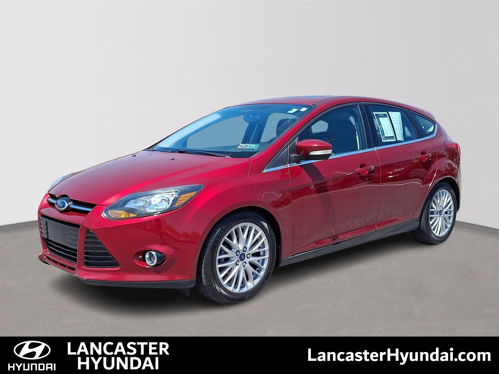 Used 2014 Ford Focus Titanium FWD image 1