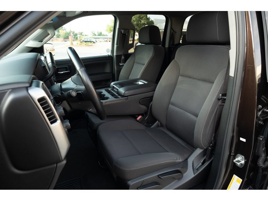 Used 2019 Chevrolet Silverado 1500 LT AWD/4WD image 12