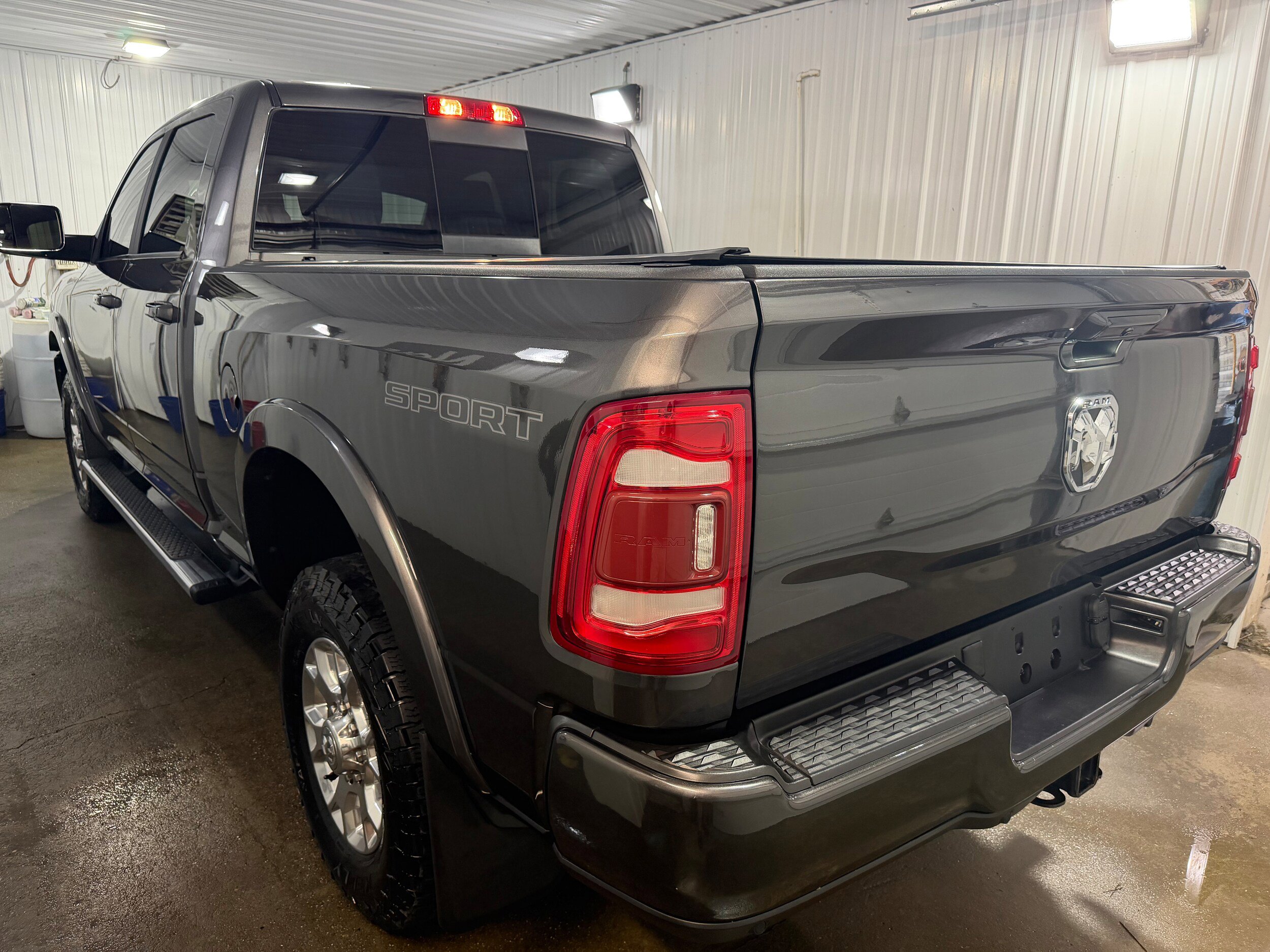 Used 2022 RAM 2500 Laramie AWD/4WD image 5