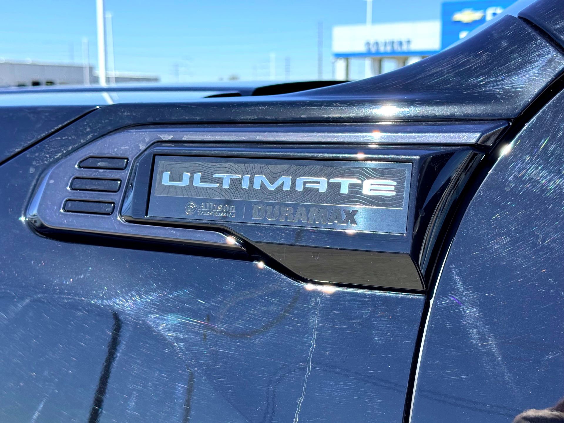 Used 2024 GMC Sierra 2500 Denali Ultimate image 3