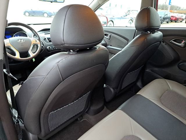Used 2011 Hyundai Tucson GLS image 17