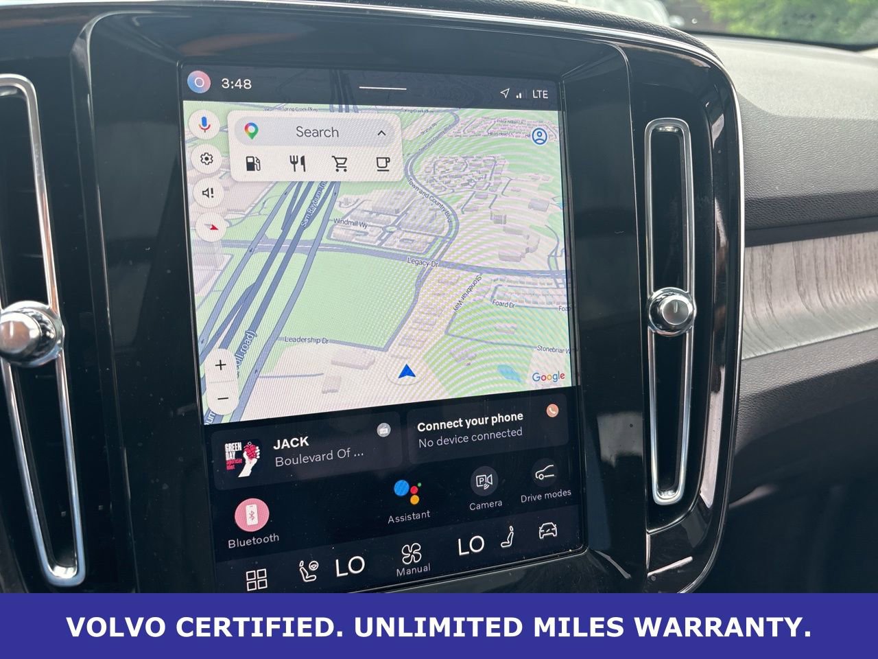 Certified 2025 Volvo XC40 B5 Core AWD/4WD image 19