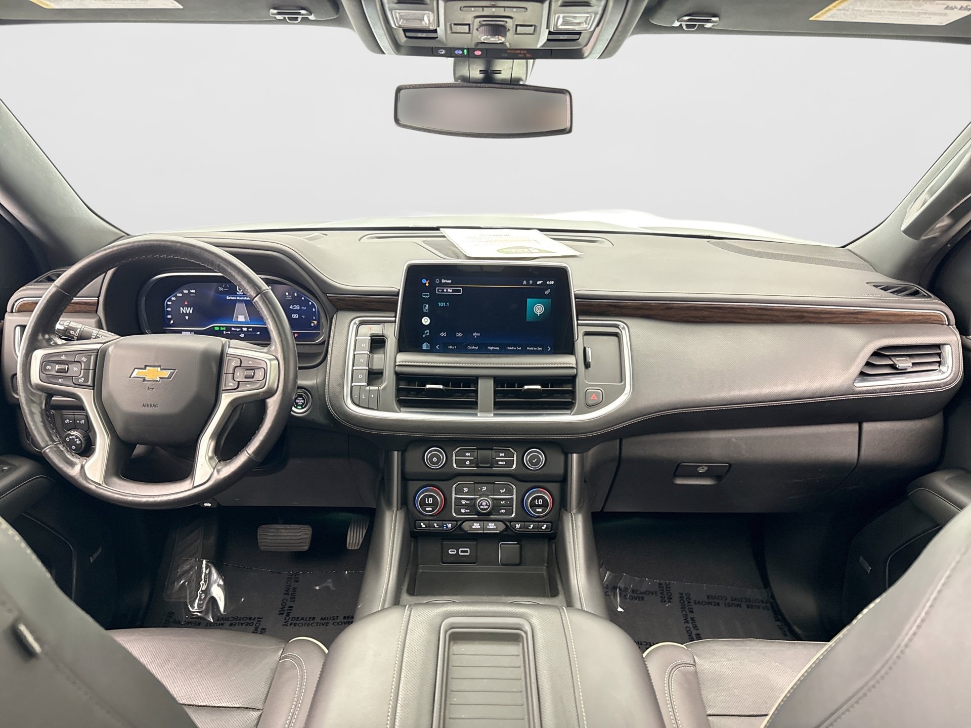 Used 2022 Chevrolet Tahoe Premier AWD/4WD image 14