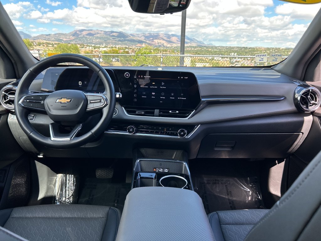Used 2025 Chevrolet Equinox LT w/ Convenience Package II AWD/4WD image 6