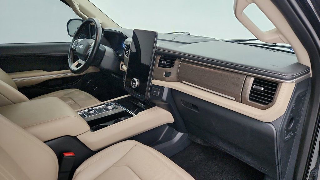 Used 2022 Ford Expedition Max Limited image 26