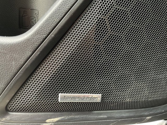 Used 2022 Subaru Outback Limited image 29