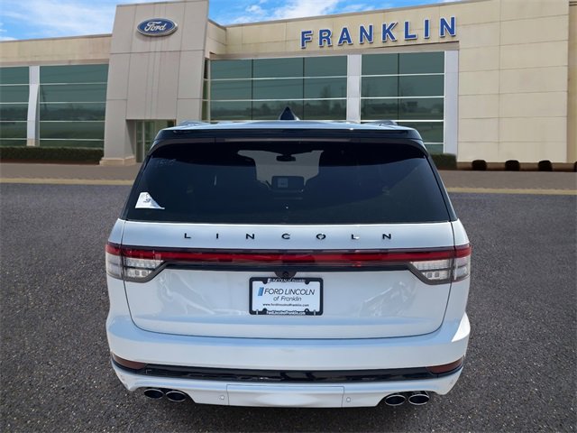 New 2025 Lincoln Aviator Black Label w/ Black Label Special Edition image 6