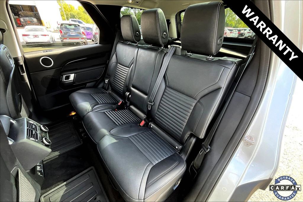 Used 2024 Land Rover Discovery S image 21